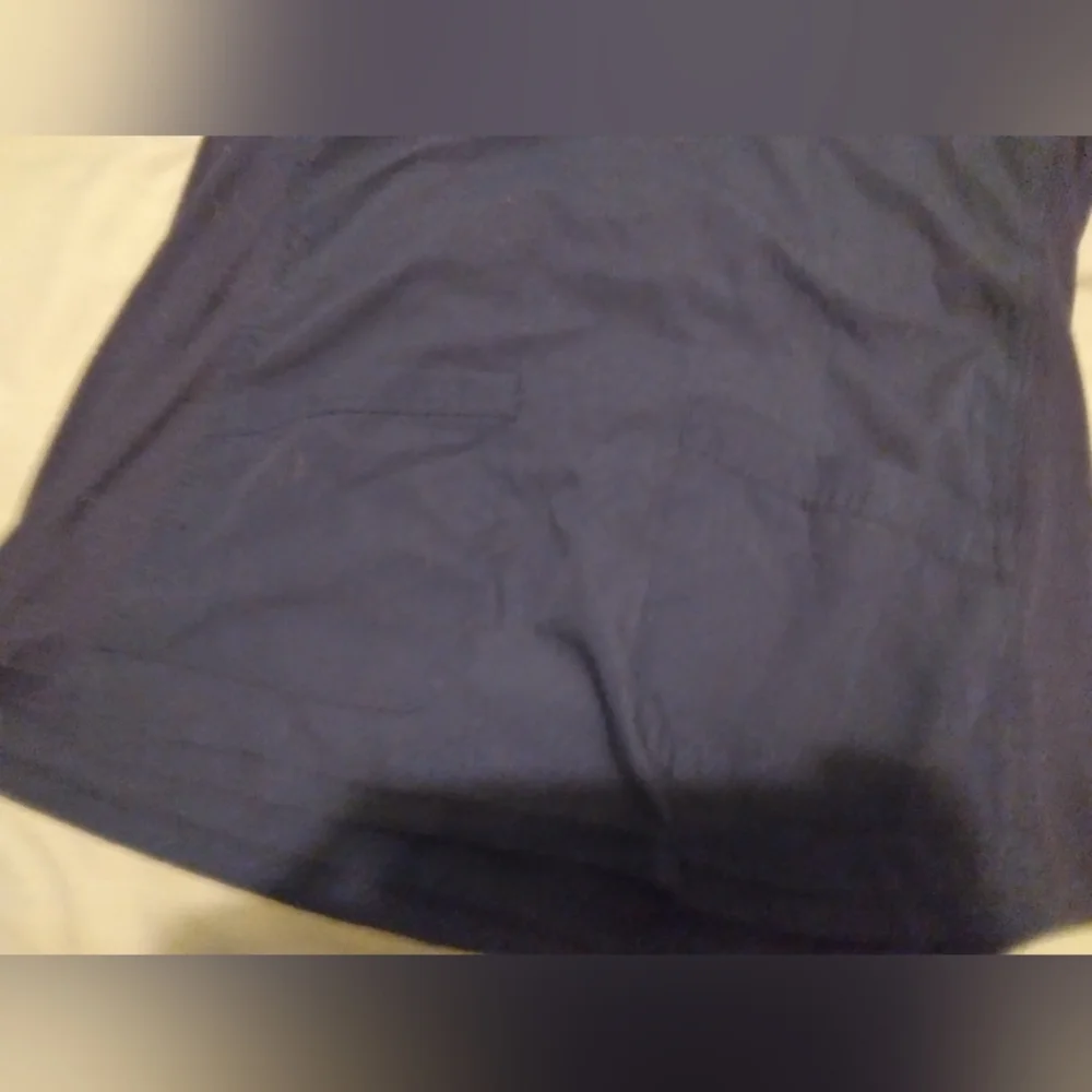 Scrub top - Picture 3 of 4